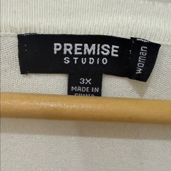 Premise Studio Cream Cardigan - Picture 2 of 4